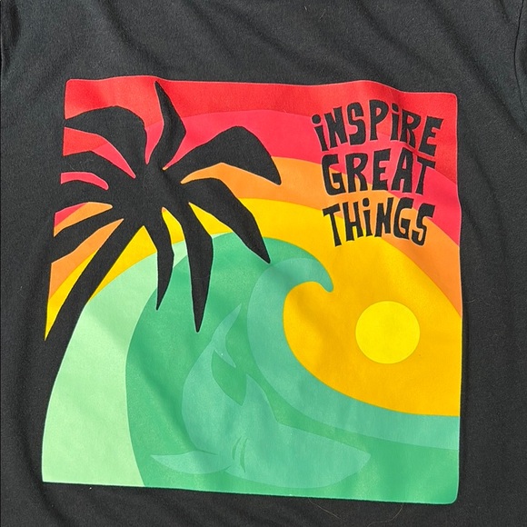 Old Navy Kids Tee with Tropical Graphic - Picture 3 of 3